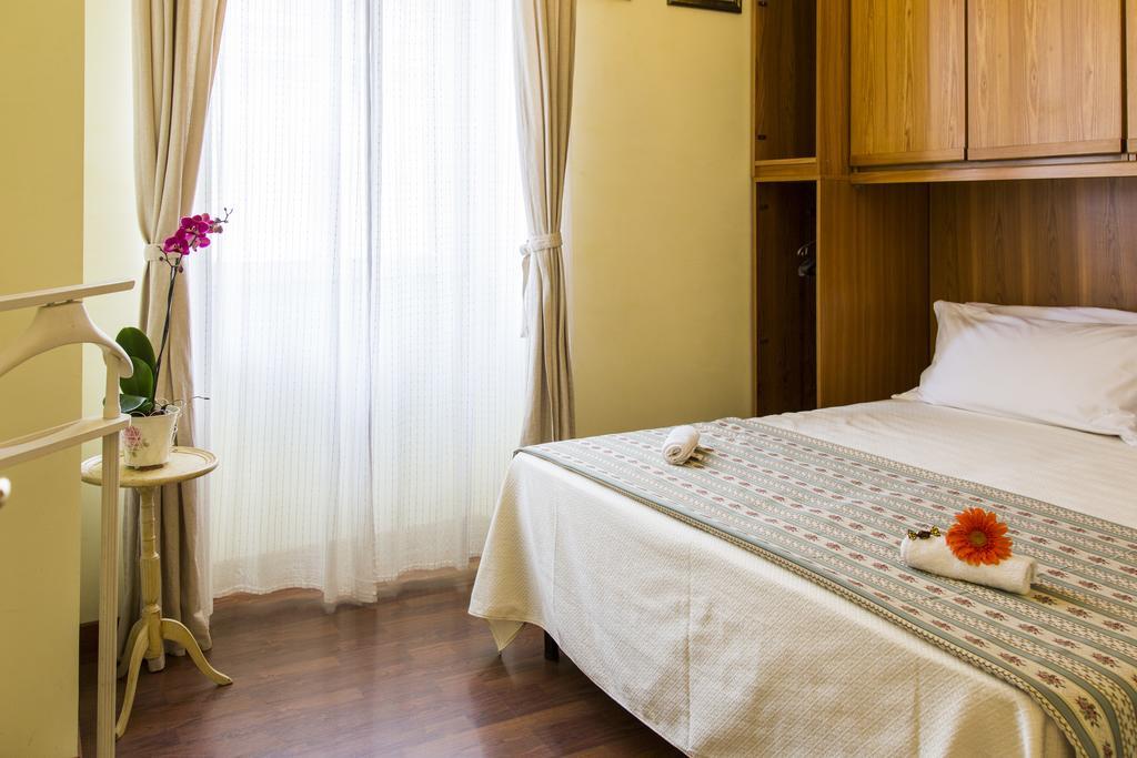 Roma Termini Apartment Buitenkant foto